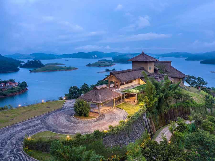 Wayanad sightseeing tour package from Chennai, Chennai to Wayanad tour package, best Wayanad trip from Chennai, Wayanad holiday package, guided Wayanad tour, affordable Wayanad travel package, Chennai to Wayanad cab service, Wayanad waterfalls tour, Wayanad wildlife sanctuary, Wayanad nature tour, Wayanad hill station tour, Chennai to Wayanad family trip